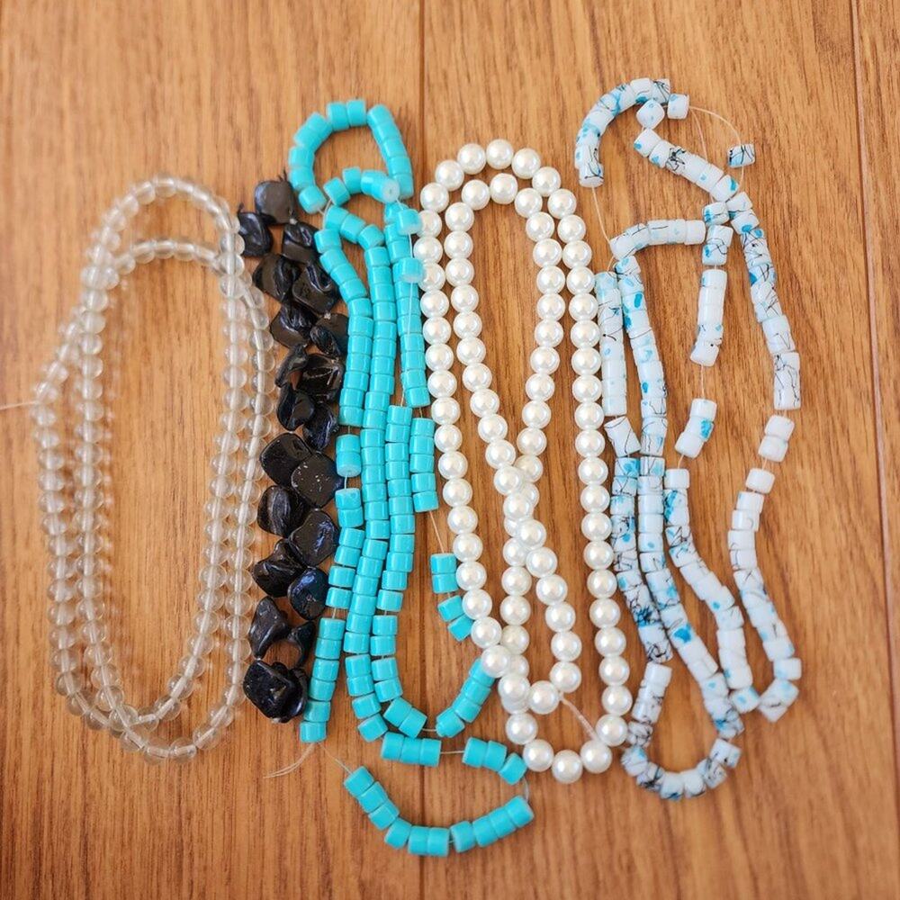 5 strands of beads‎ for jewelry making and various crafts